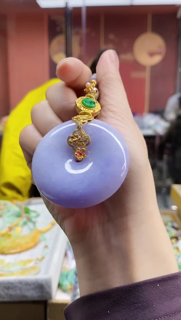 颈饰未镶嵌翡翠吊坠