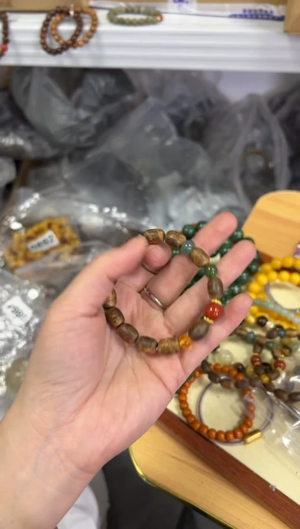 【闪购商品】檀香木手串未镶嵌曼丹枣珠蜜蜡多宝款手链[784]