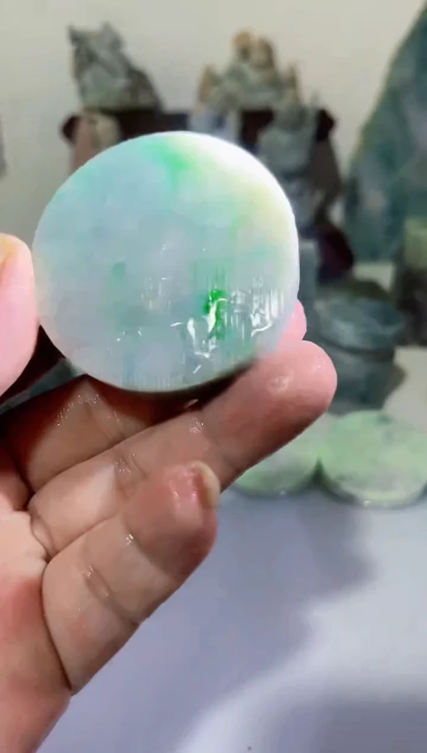 翡翠未镶嵌吊坠(不含链)923