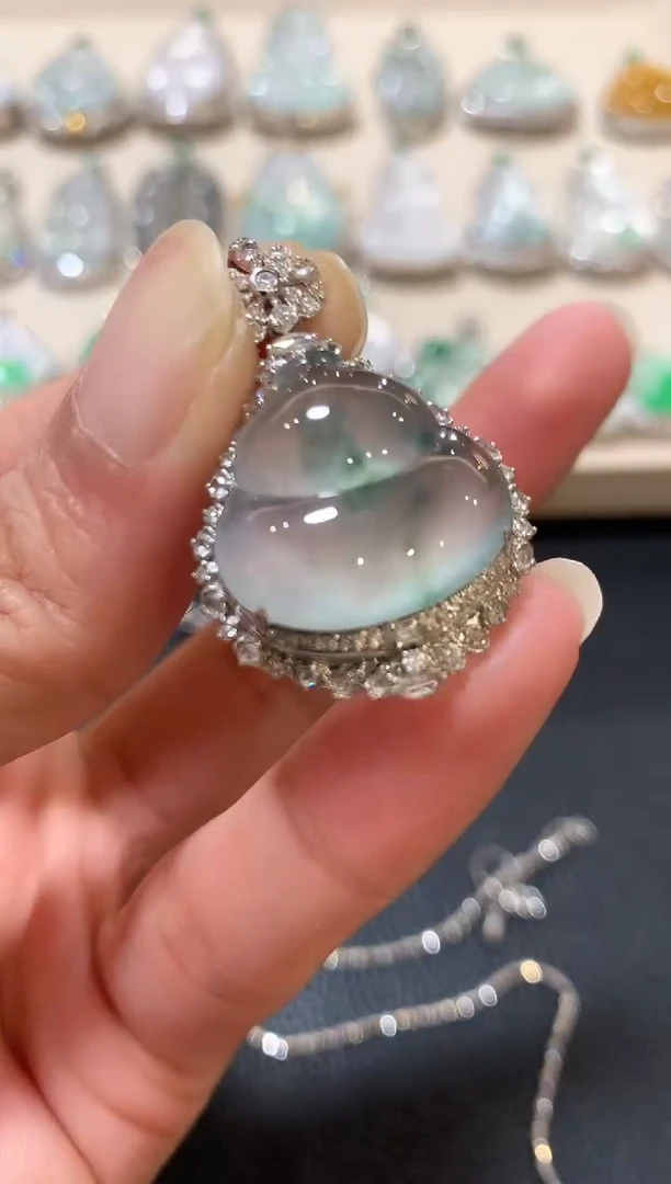 吊坠(不含链)18K金镶嵌翡翠n68