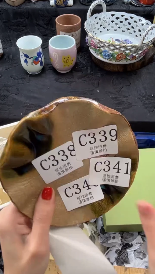 瓷片兔***猫       C340