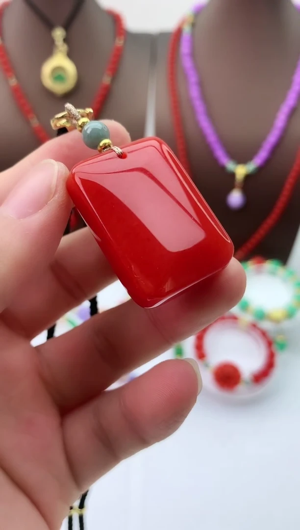 【闪购商品】翡翠颈饰未镶嵌D214吊坠