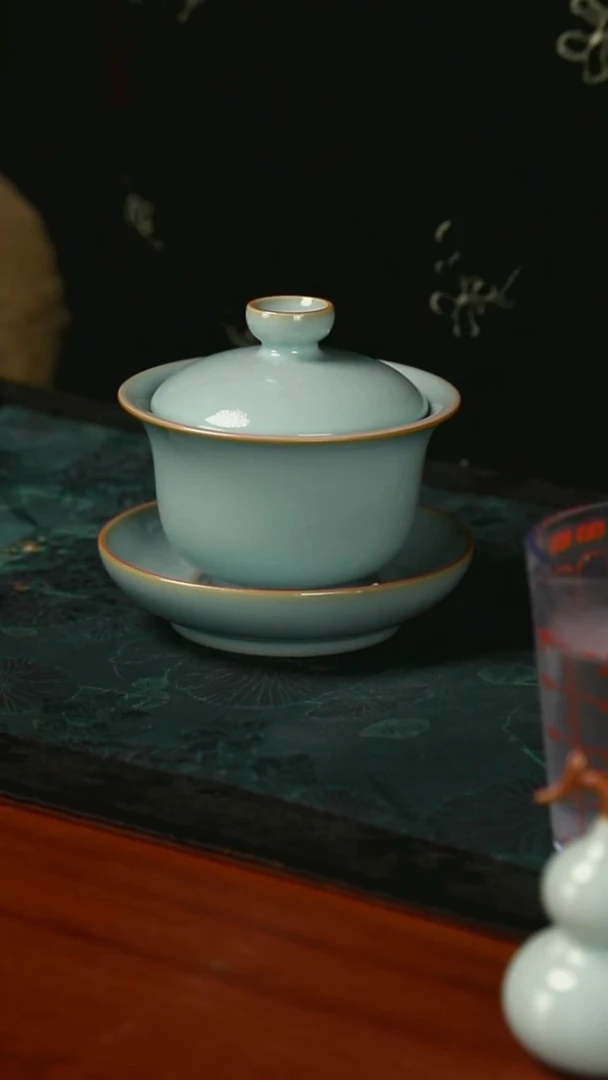 元宝盖碗 11支钉 开片 一级品  150毫升