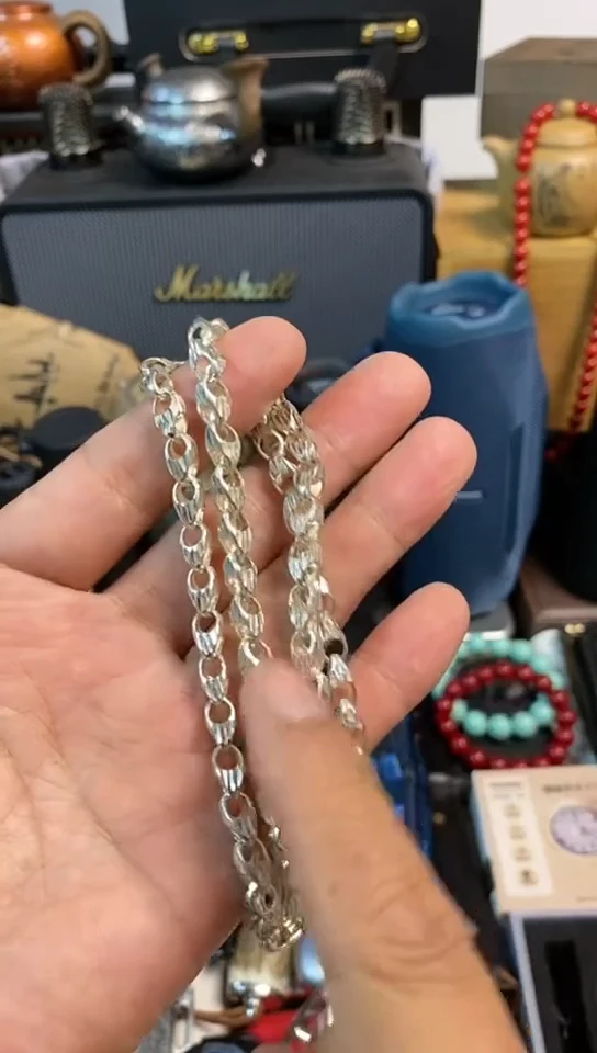 瓷片闪购商品，如图所示
