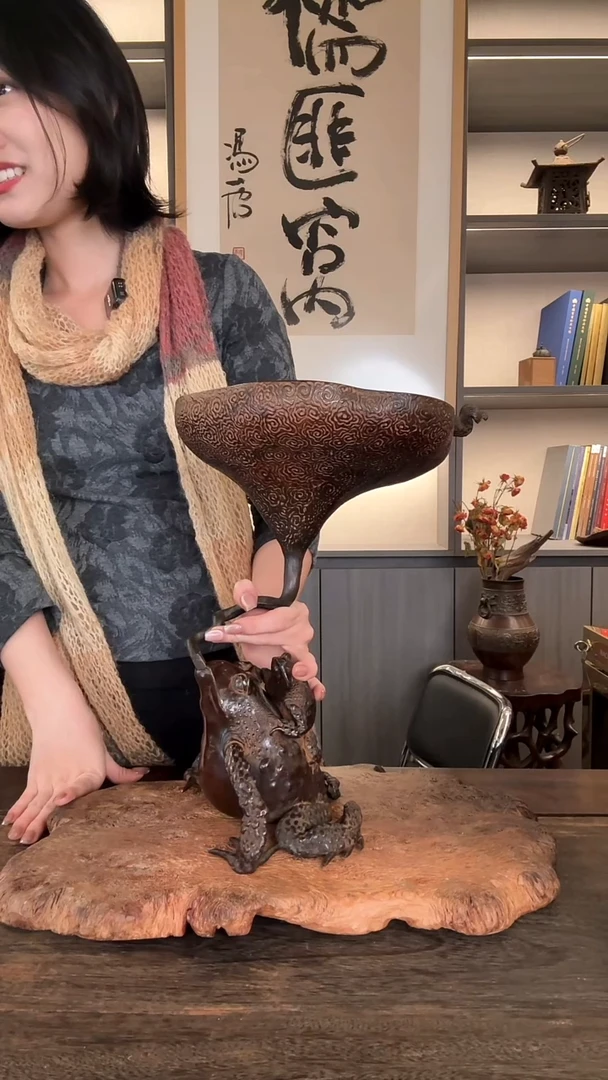 明治时期蟾蜍花生1