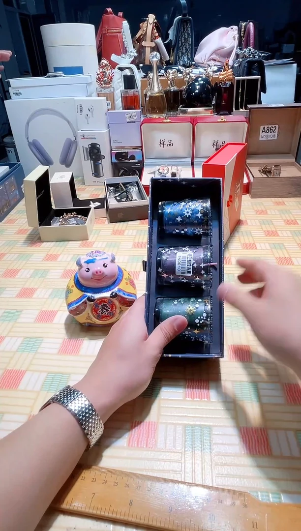 瓷片瓷器 库房到期 全部地板价@@1