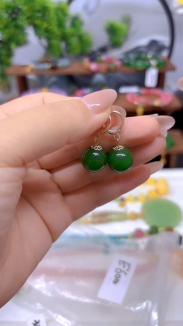 和田玉（碧玉）14K金镶嵌耳饰E600