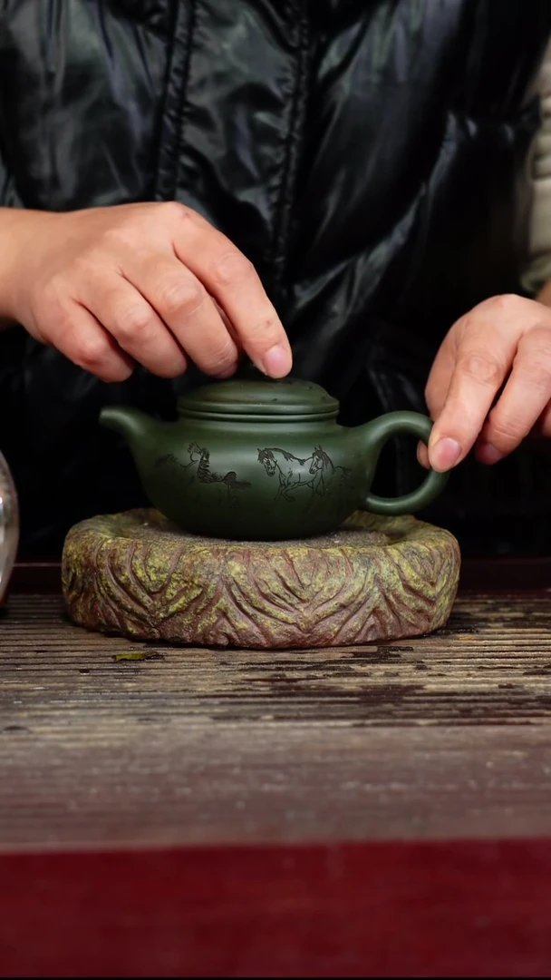 宜兴原矿紫砂壶茶壶宜兴原矿紫砂壶茶壶150C