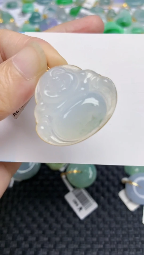 翡翠18K金镶嵌颈饰 天然翡翠A货