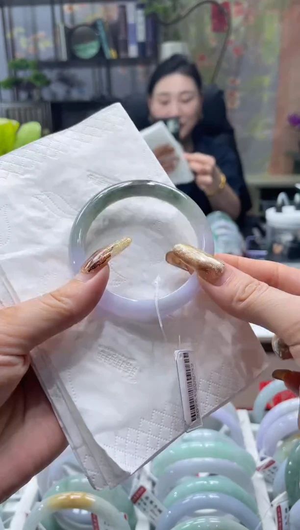 未镶嵌手镯翡翠6563****