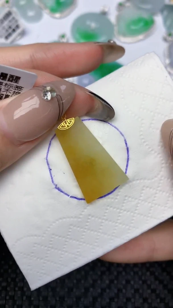 颈饰18K金镶嵌翡翠天然缅甸翡翠a货百元以上9元证书费自理