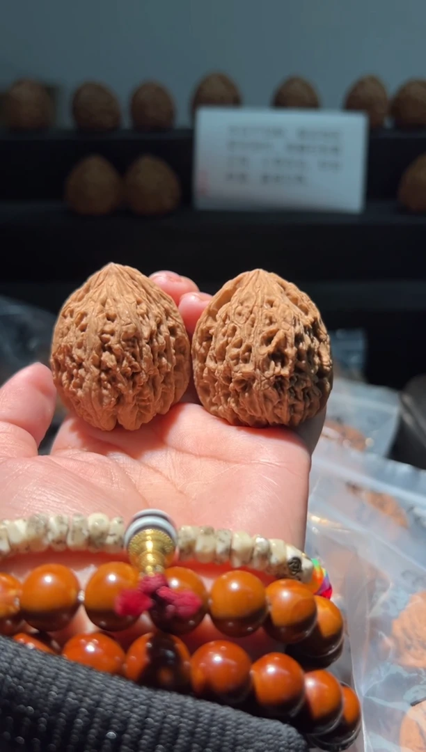 吊坠文玩核桃名****计188福利对南疆石