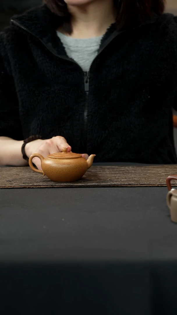 【闪购商品】紫砂茶壶黄降坡传香150cc