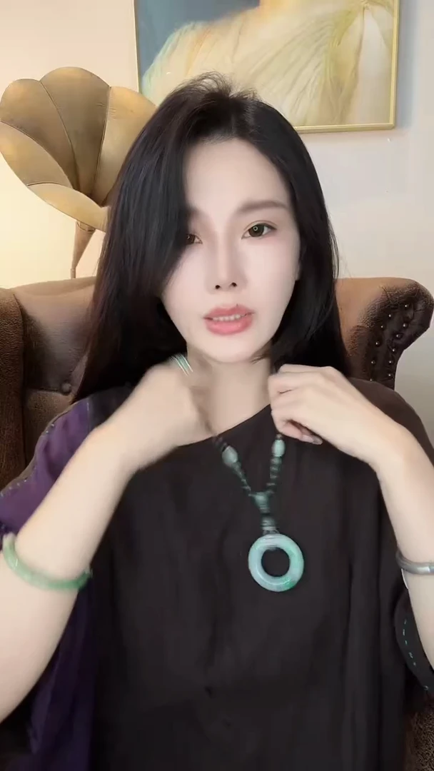 翡翠未镶嵌颈饰诺*翡翠B727