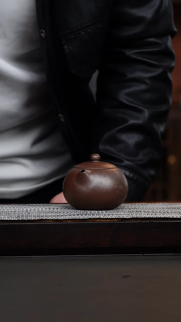 茶壶紫砂韩惠琴·朱泥柴烧刻绘西施