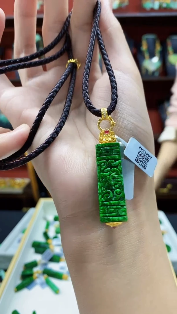 颈饰未镶嵌翡翠翡翠吊坠