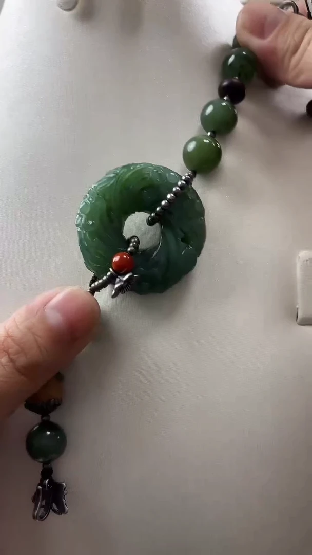 颈饰未镶嵌和田玉甜甜圈