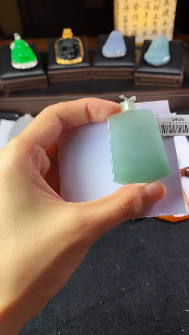 未镶嵌定制翡翠S毛货不退不换