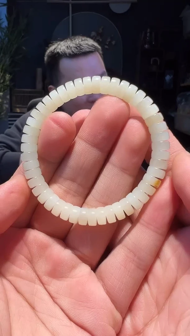 【闪购商品】和田玉手串未镶嵌8+