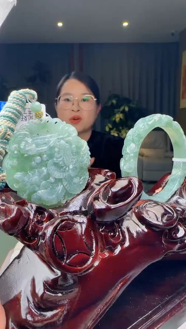 【闪购商品】翡翠摆件未镶嵌底座YJ@@960Q7J03320