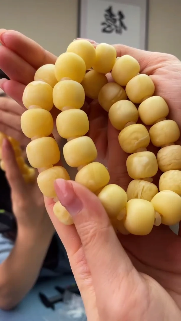 琥珀未镶嵌珠宝奇石T038 16假一罚十，多样性发一件