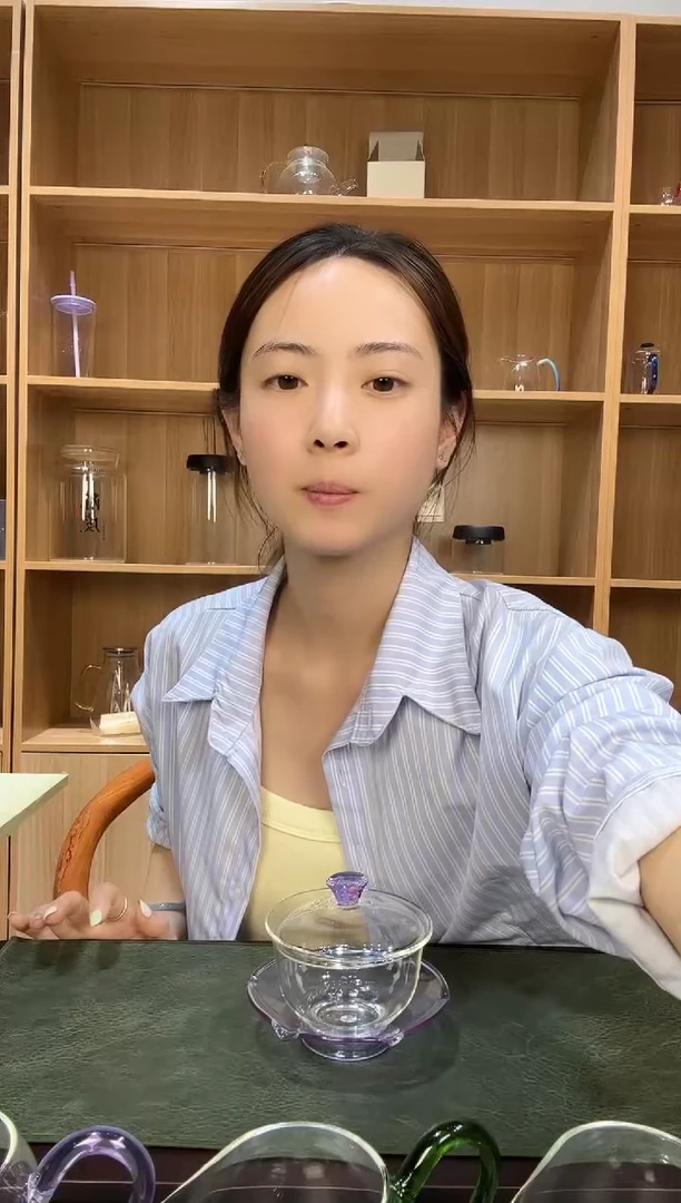 扬***0紫色怡然金标简装发货330毫升