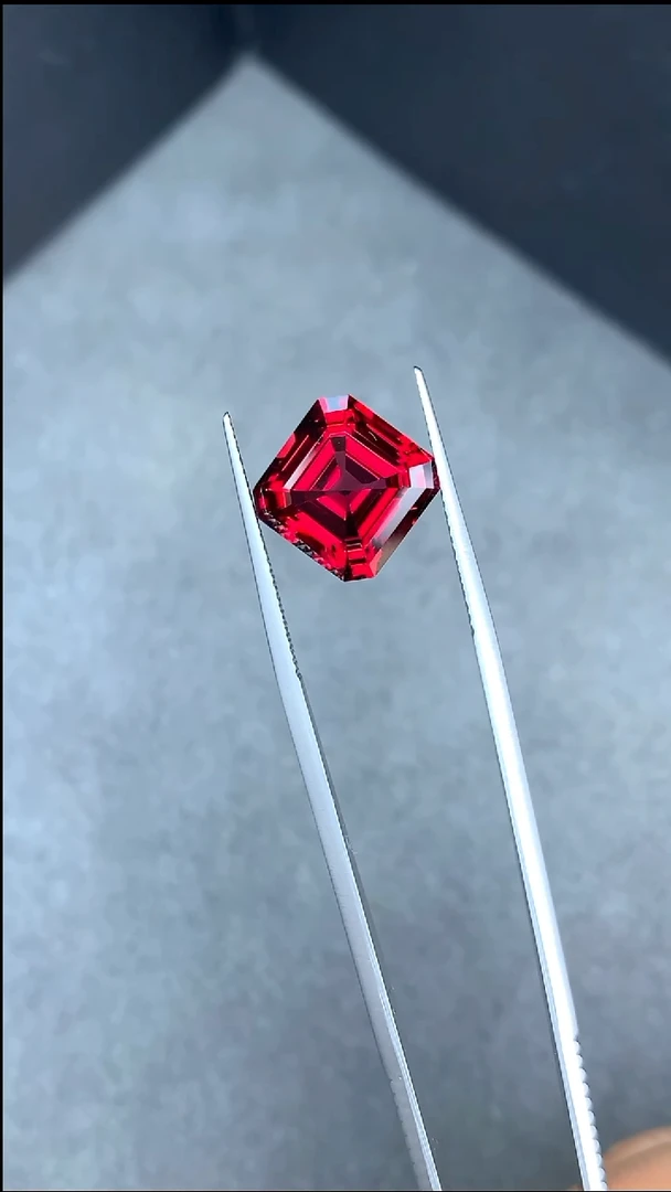 石榴石无未镶嵌7.43克拉