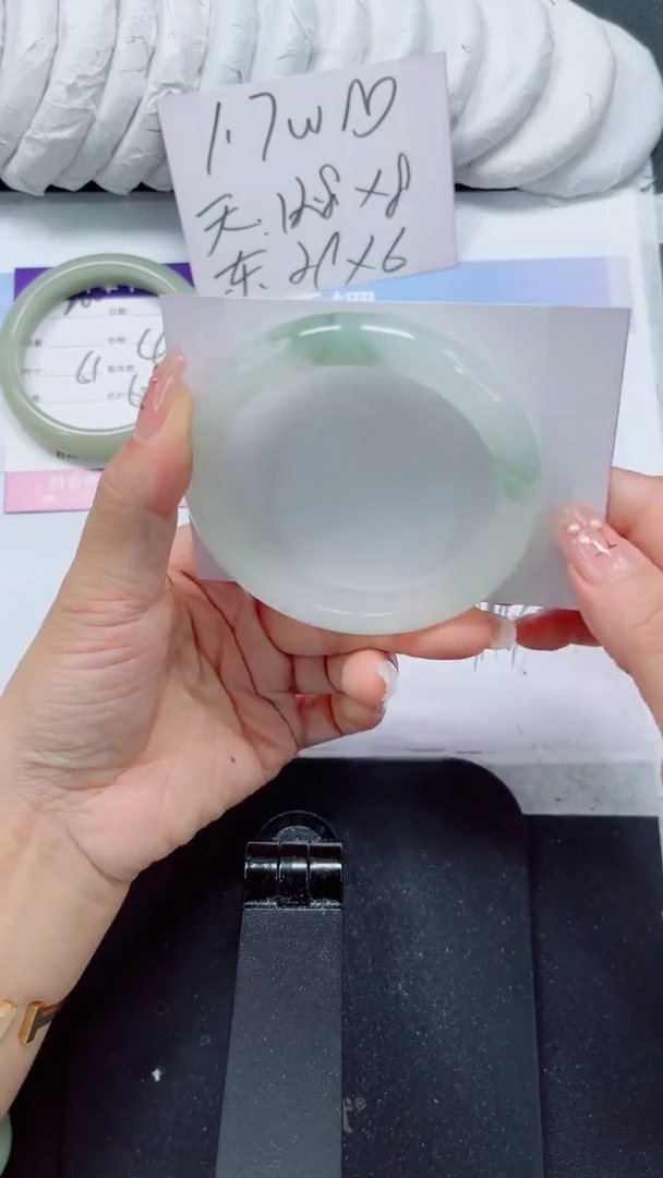 未镶嵌手镯石英质玉201-60