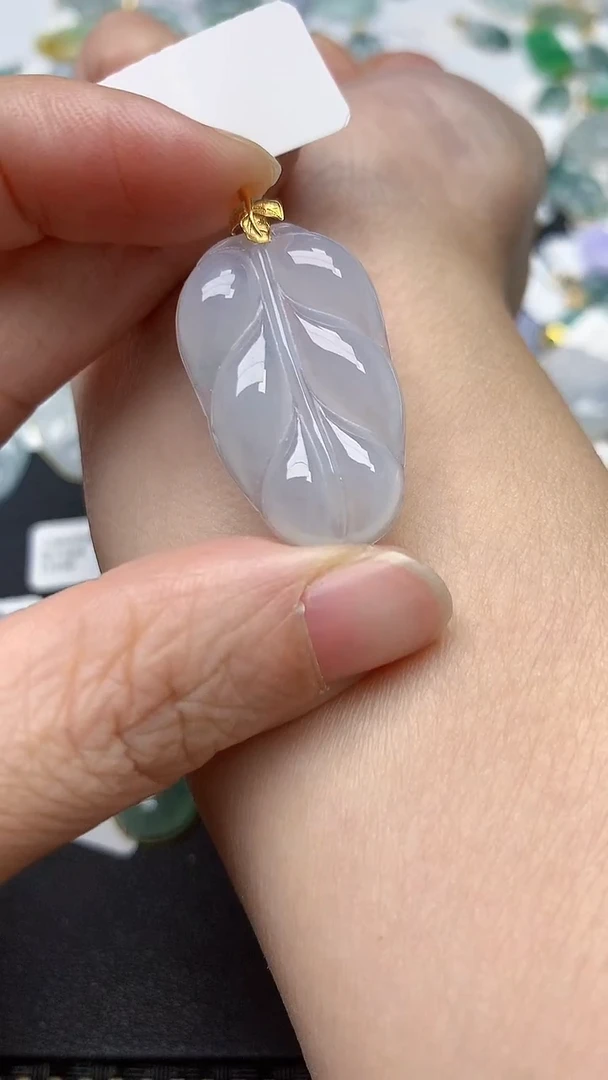 颈饰18K金镶嵌翡翠天然缅甸A货翡翠