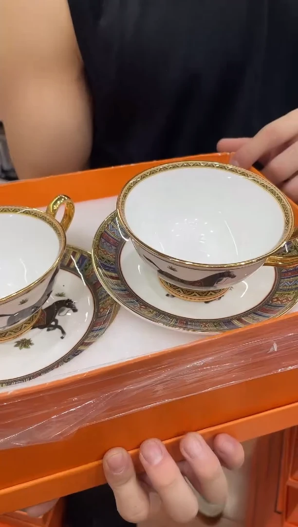 杯鸿辉家品牌瓷器，京东包邮！