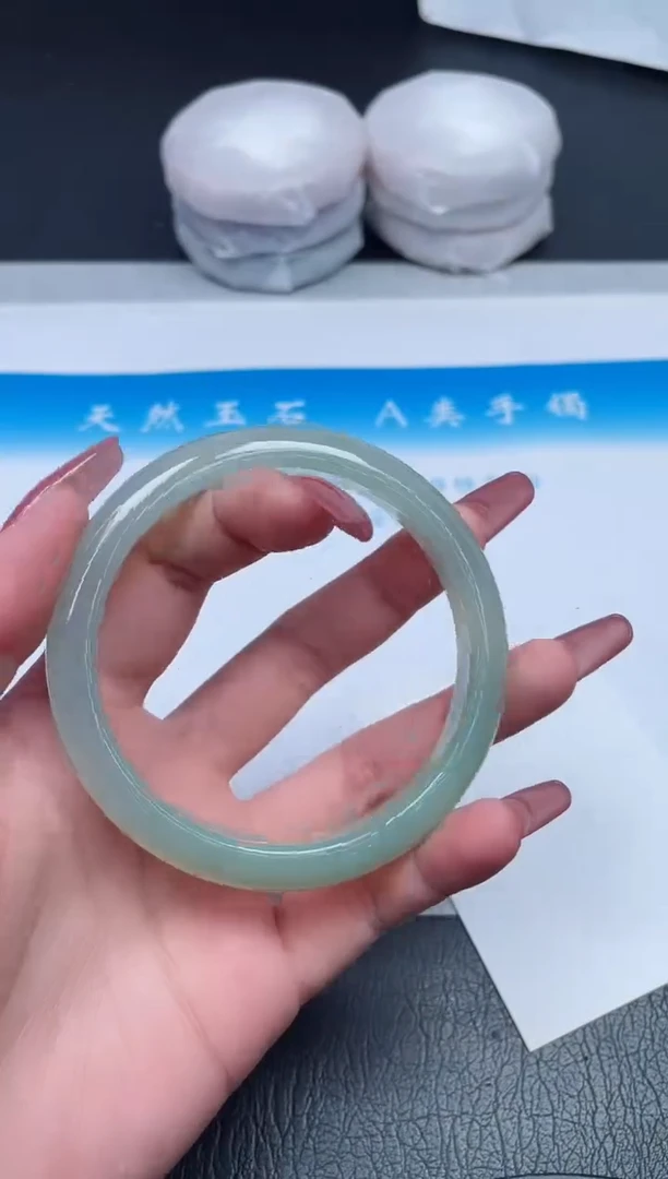 【闪购商品】石英质玉手镯未镶嵌953-61