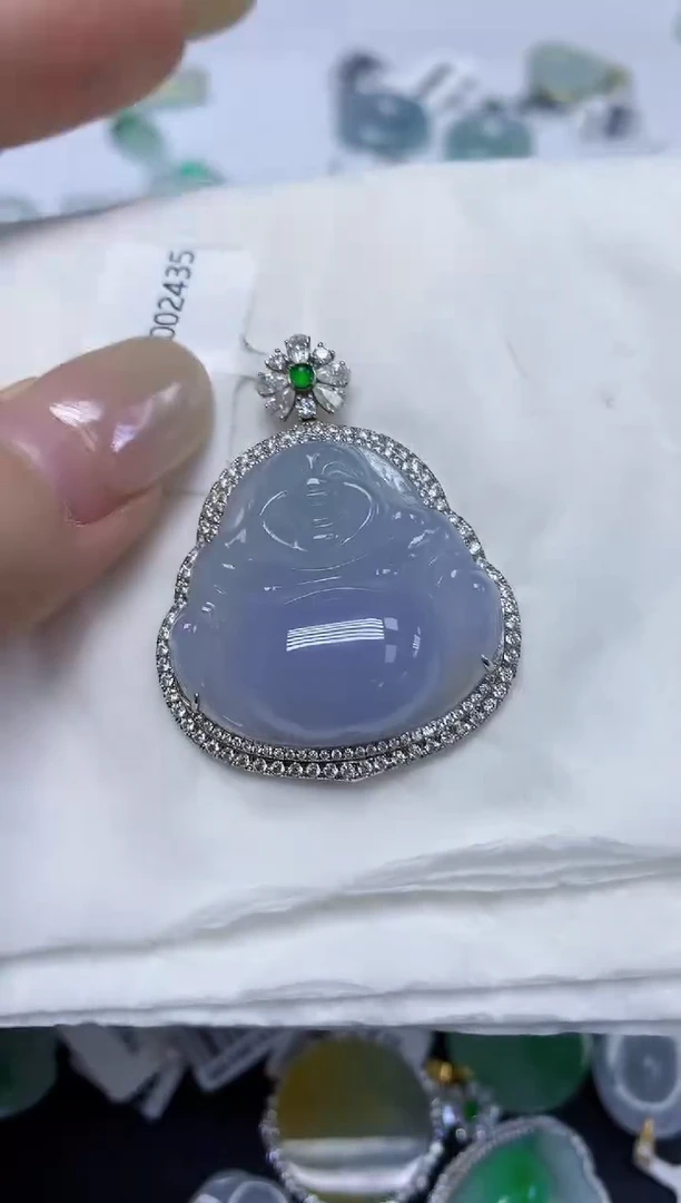 翡翠18K金镶嵌颈饰天然缅甸翡翠A货