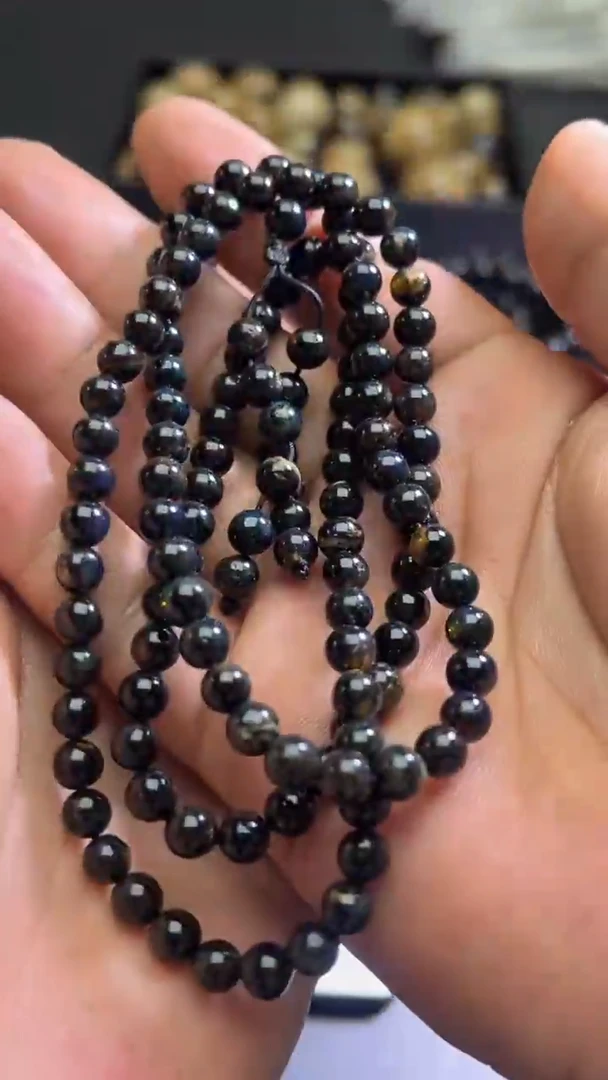 裸石琥珀未镶嵌40