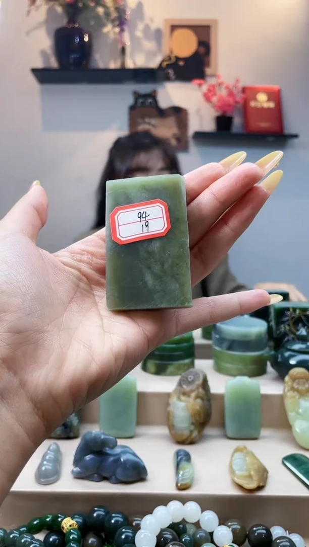 未镶嵌和田玉挂件1