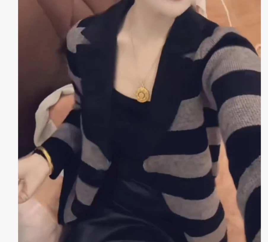 时尚潮流百搭精品女装dgd6192