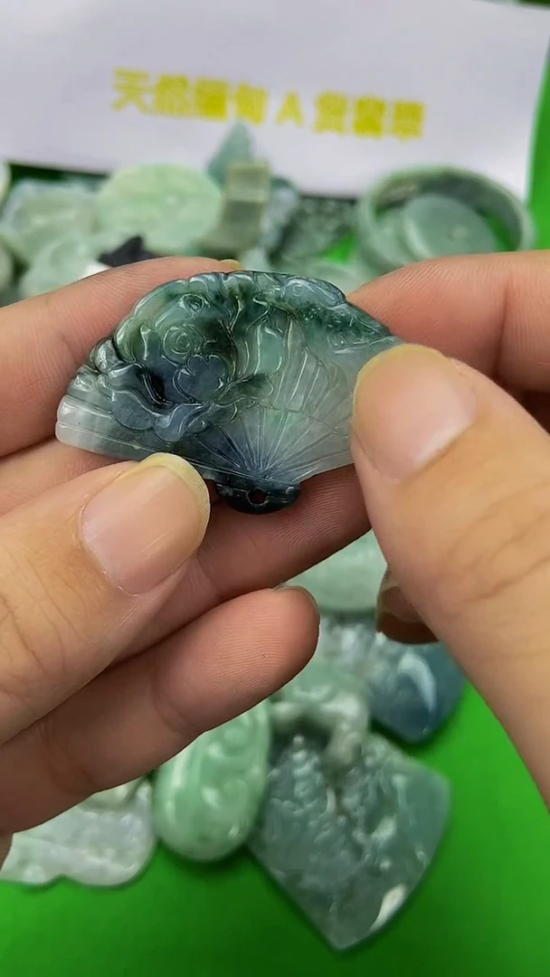 未镶嵌挂件翡翠翡翠挂件