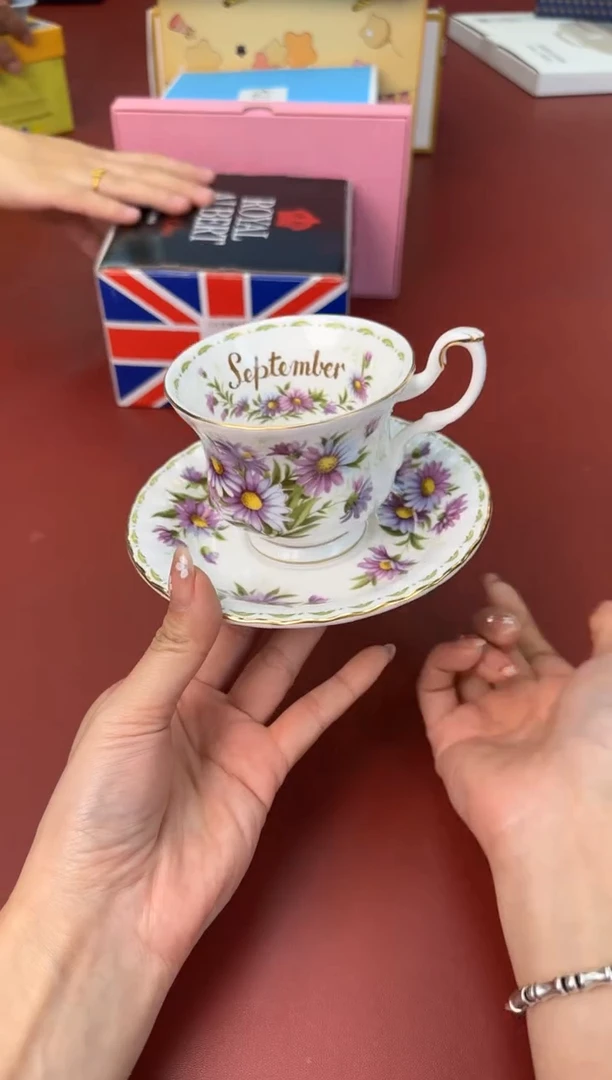 【闪购商品】瓷片正午瓷缘 臻品源泉@@AR9