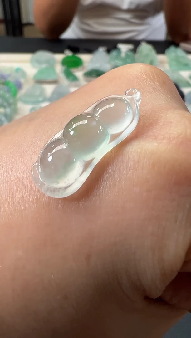 吊坠(不含链)未镶嵌翡翠B05|13800