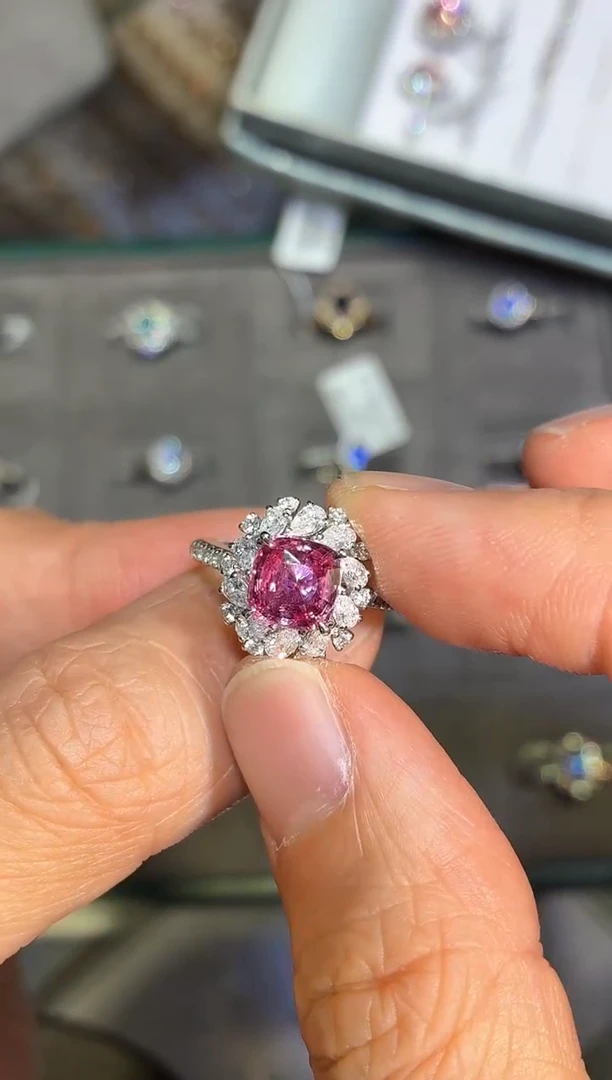 戒指彩色蓝宝石18K金镶嵌【闪购】2.0ct/七天鉴赏/无烧帕帕拉恰