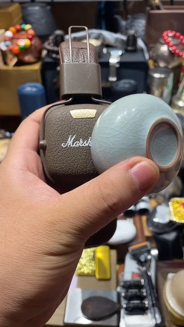 瓷片闪购商品 如图所示