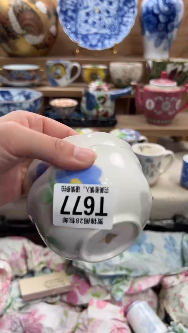 瓷片王****บ     T677