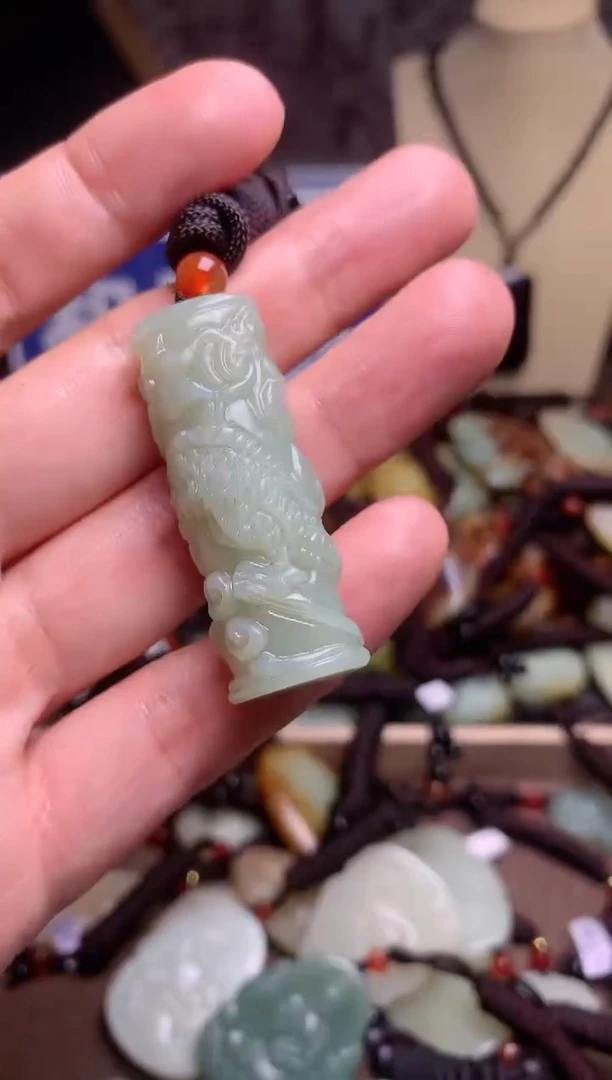 【闪购商品】和田玉颈饰未镶嵌1