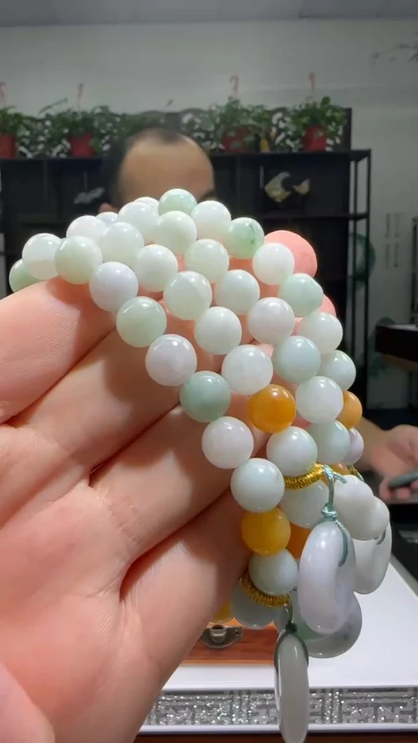 【闪购商品】翡翠颈饰未镶嵌天然翡翠A货吊坠多样性发其一