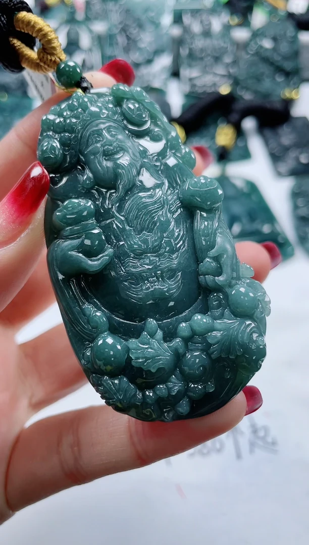 【闪购商品】翡翠颈饰未镶嵌