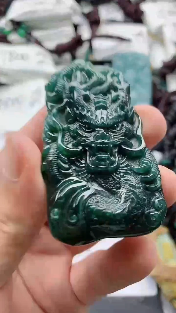 翡翠未镶嵌颈饰888