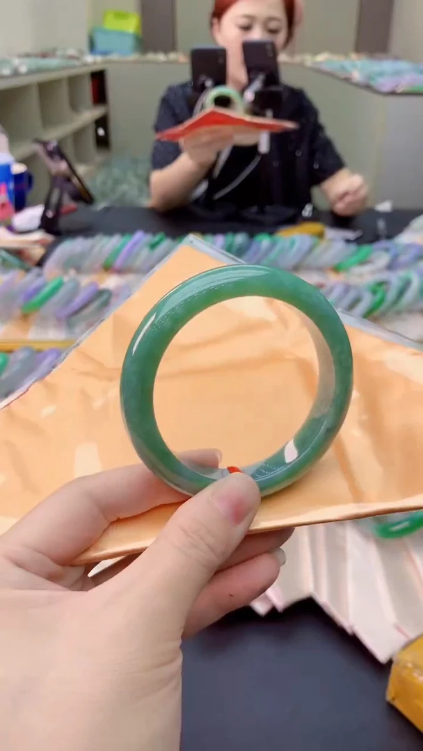 翡翠手镯未镶嵌0348249662