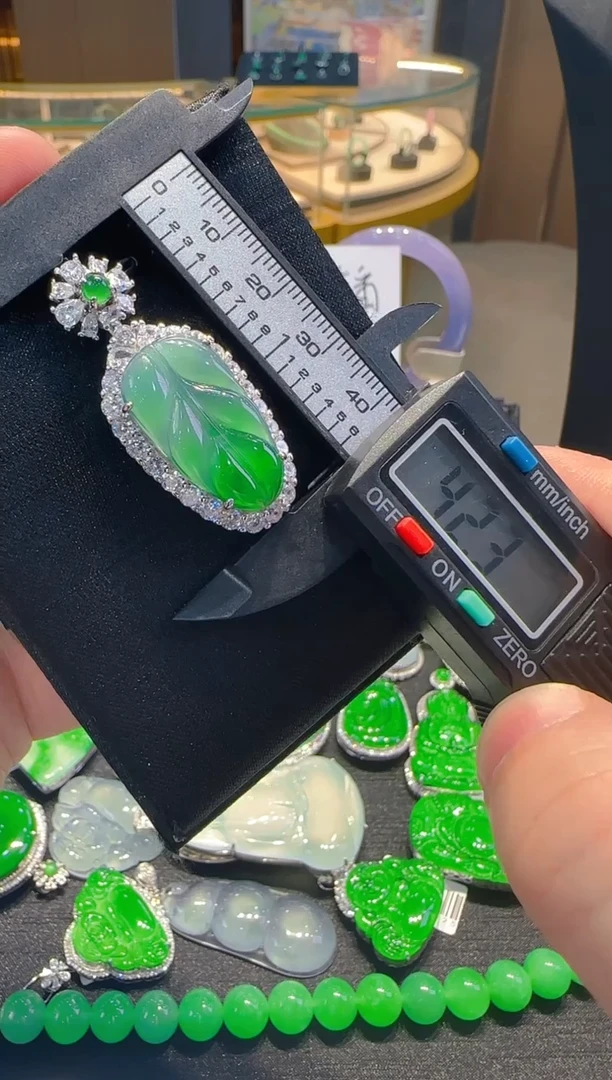 【闪购商品】翡翠吊坠(不含链)银S925镶嵌           