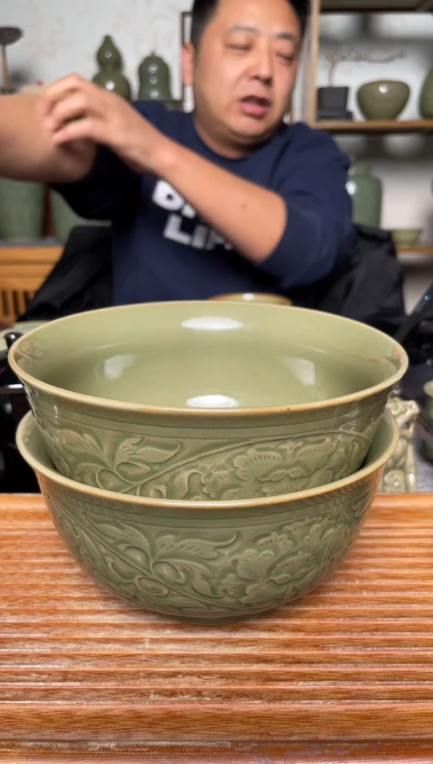 【闪购商品】其他秘色7英寸牡丹纹碗  微瑕一对