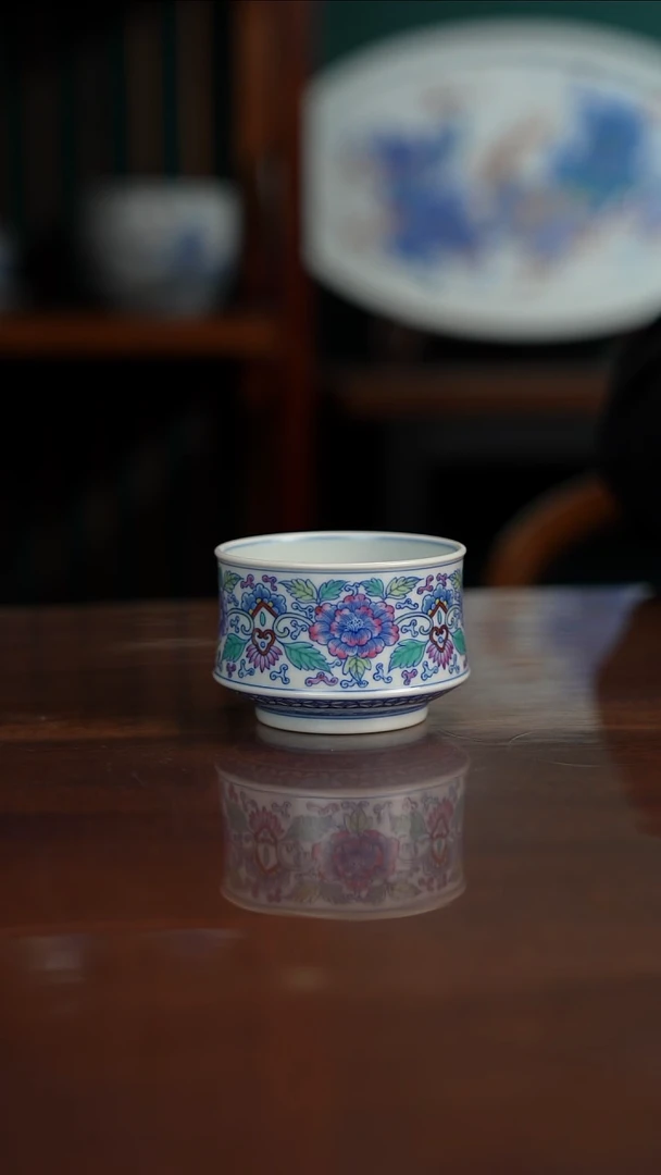 空山明月 新斗彩 牡丹花