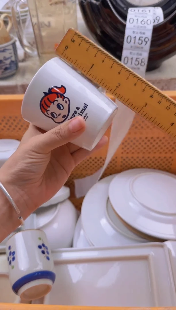 158默认微瑕，满20包邮。